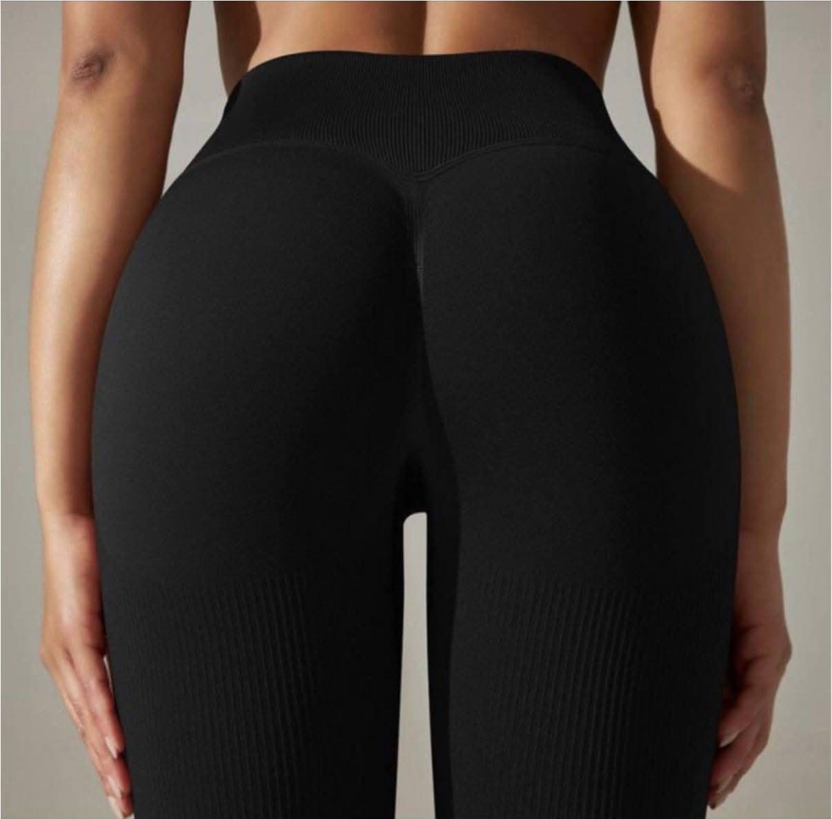 Лосини push-up чорні ззаду